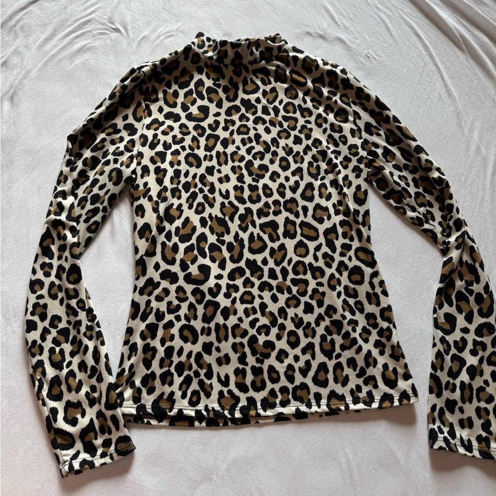 Gaze Leopard Print Long Sleeve Top - Size M